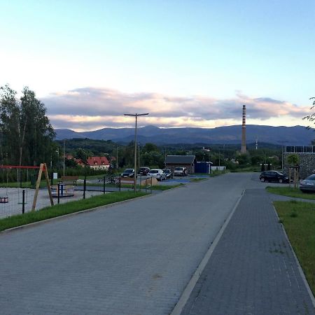 Apartament Happy View Daire Jelenia Gora Dış mekan fotoğraf