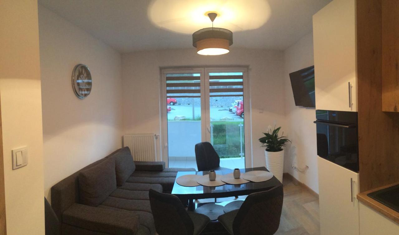 Apartament Happy View Daire Jelenia Gora Dış mekan fotoğraf